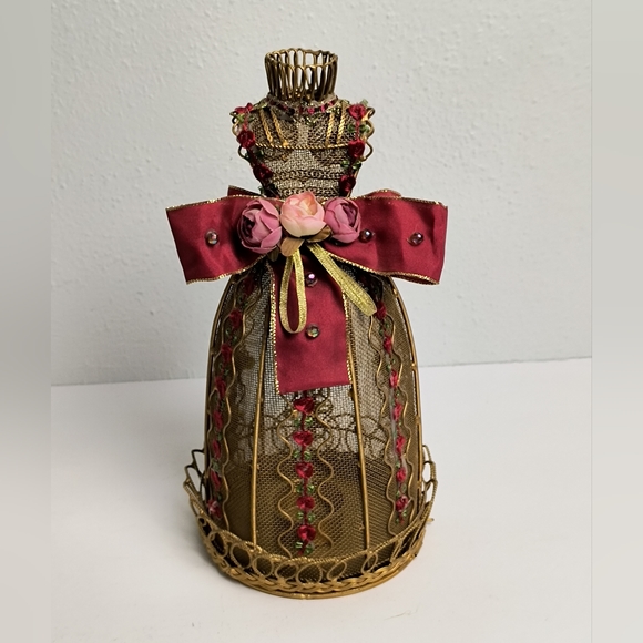 Victorian Wire Dress Tea Light Candle Holder Old Gold Tone - Picture 11 of 14